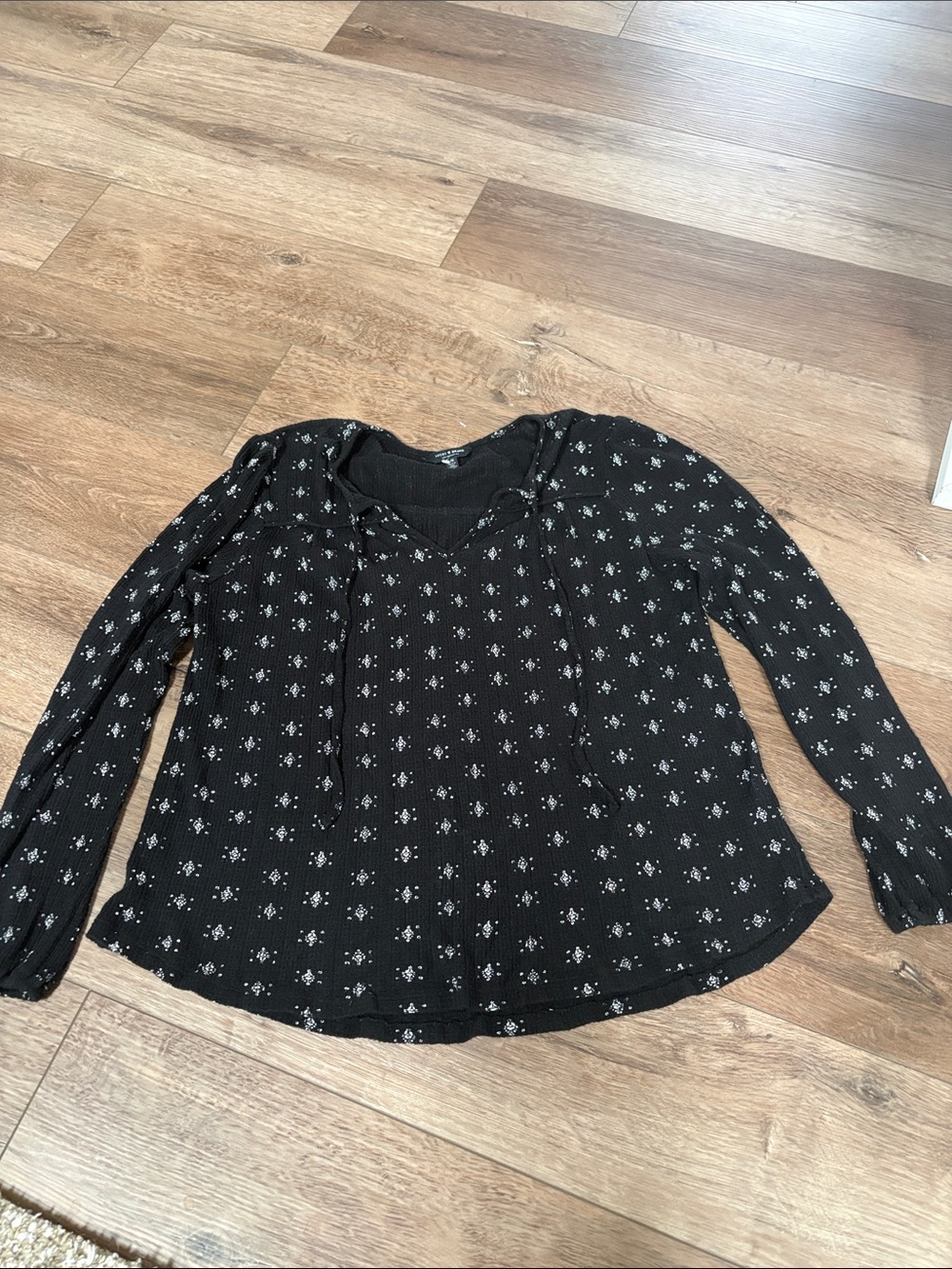 Lucky Brand Black Long-Sleeve V-Neck Floral Boho Knit Print Top Gauze Flowy